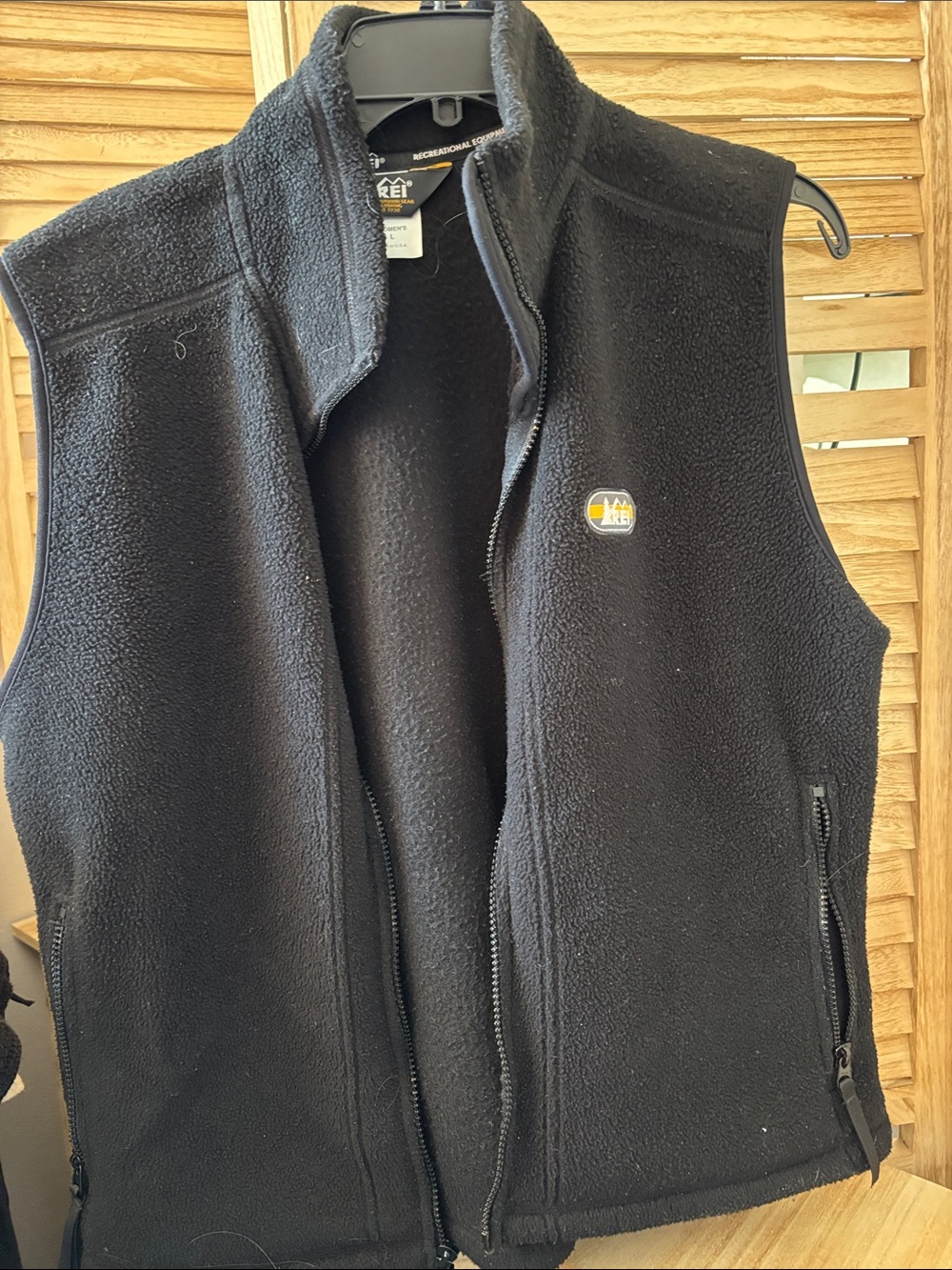 REI Black Fleece Vest with Small Logo Patch Large